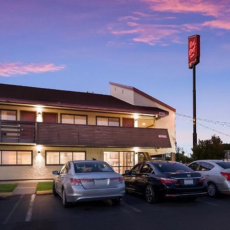 Red Roof Inn Philadelphia - Тревос Экстерьер фото