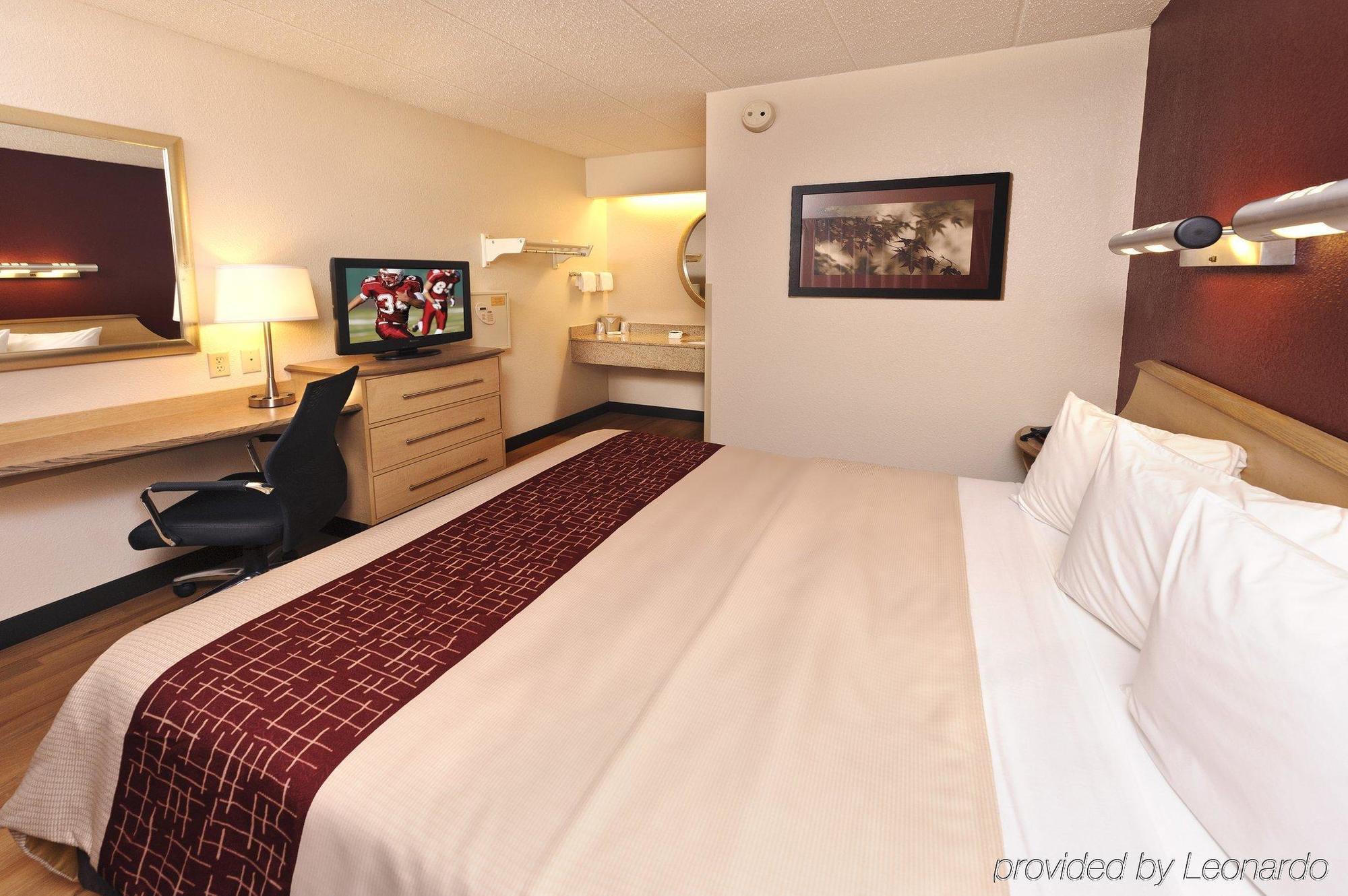 Red Roof Inn Philadelphia - Тревос Экстерьер фото