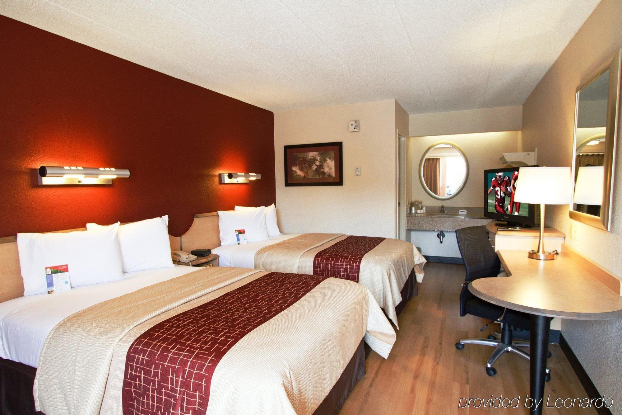 Red Roof Inn Philadelphia - Тревос Экстерьер фото